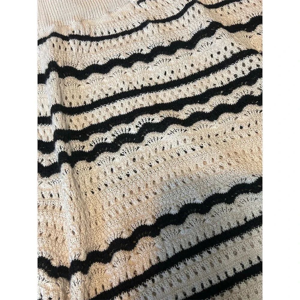 ASOS DESIGN Shorts Womens XS Beige Black Striped Beach Cover-Up Pull-On - Picture 2 of 6